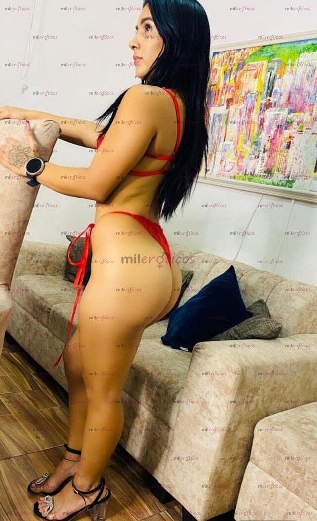 FOTOS DE LLEGÓ TU PELINEGRA BIEN ESTRECHITA, SUPER CALIENTE Y AMANTE AL SEXO