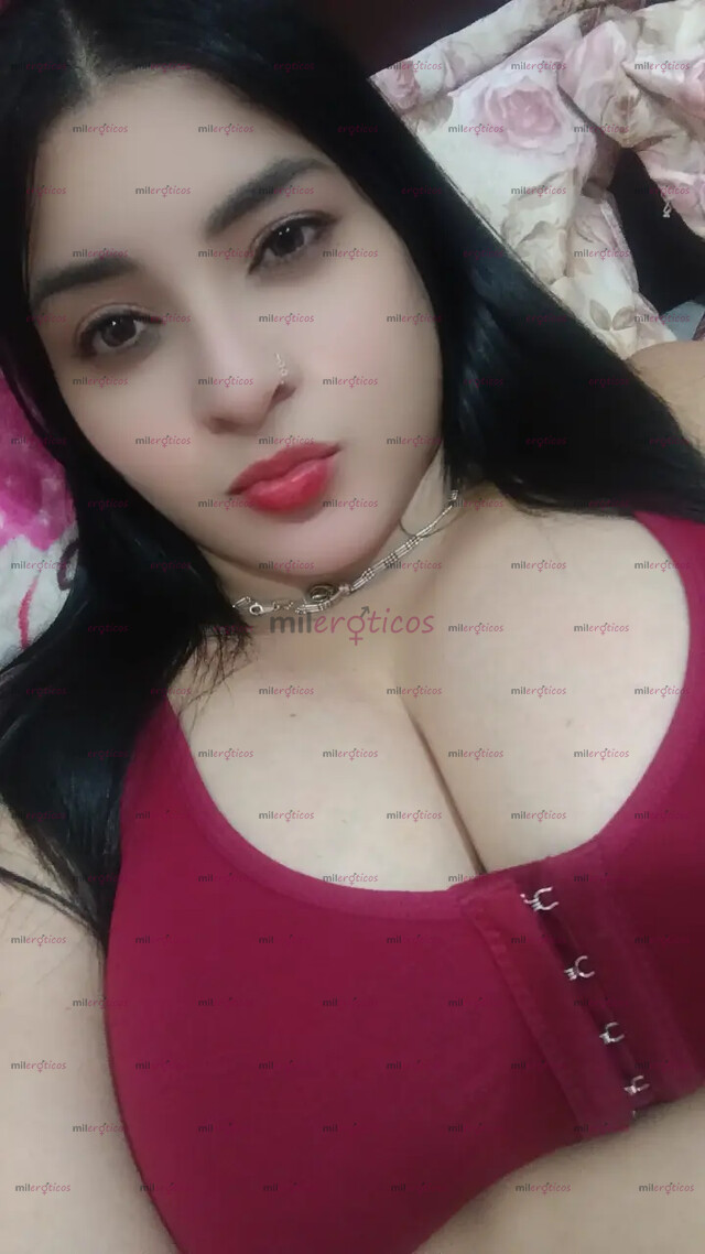 FOTOS DE LUNA TU TETONA PRECIOSA CON GANAS DE VERGA