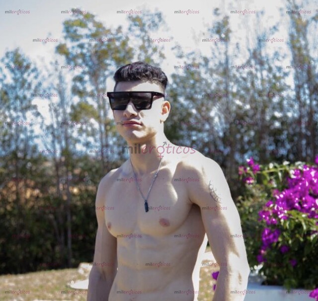 FOTOS DE JOVEN BIEN DOTADO BIEN DOMINANTE COMPLACIENTE SOLO A DOMICILIOS