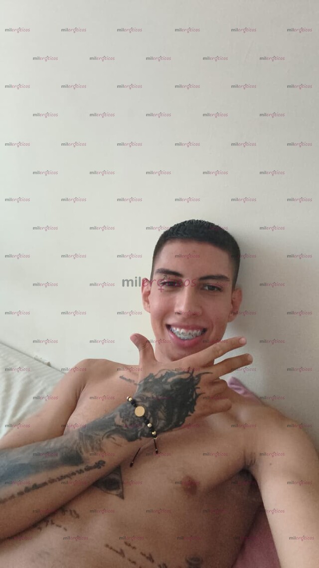 FOTOS DE RECIÉN LLEGADO CHICO ACTIVO CON GANAS DE FOLLARME TU MUJER BIEN DELICIOSO