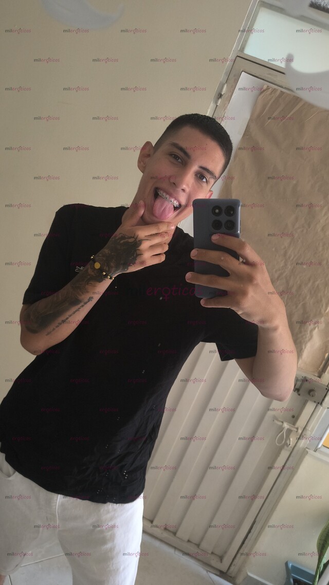 FOTOS DE RECIÉN LLEGADO CHICO ACTIVO CON GANAS DE FOLLARME TU MUJER BIEN DELICIOSO