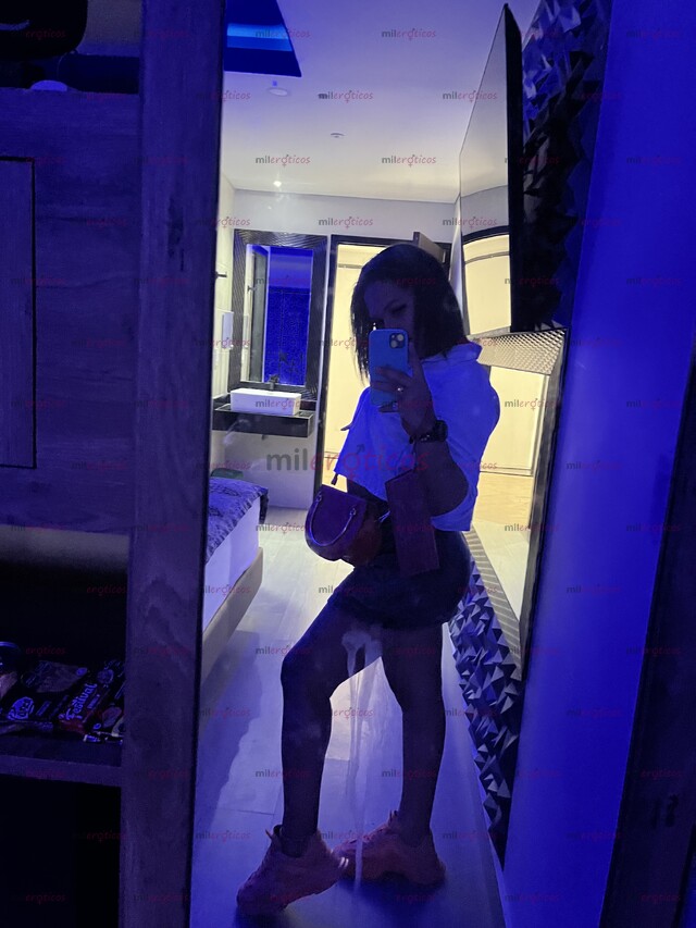 FOTOS DE LUISA UNA CHICA TRANS UNIVERSITARIA CON 22 AÑO,UNA SÚPER COLA GRANDE CON CITAS .