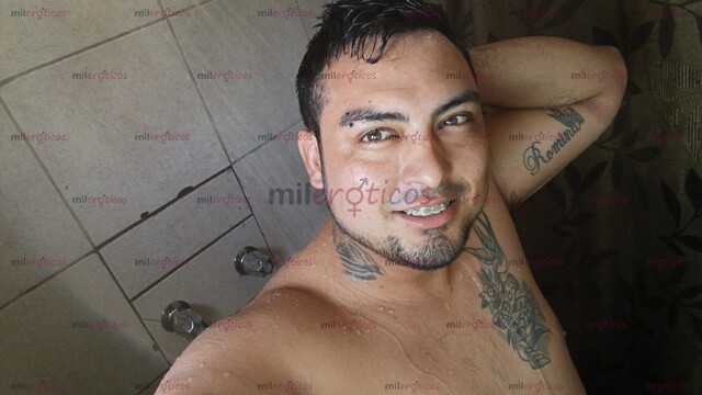 FOTOS DE GIGOLO NUEVO EN EL AMBIENTE LIMPIO DISCRETO Y AMABLE DE MENTE ABIERTA
