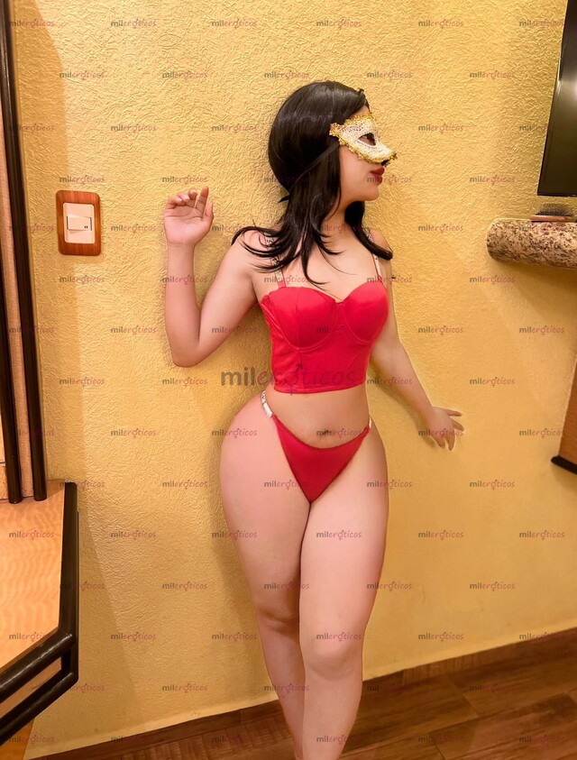 FOTOS DE SCORT DE LUJO, 19 AÑOS, CULONA Y VAGINA MUY APRETADA, QUIERO QUE ME COMAS COMPLE