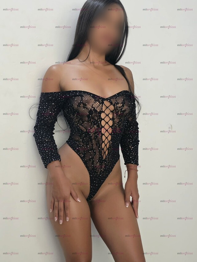 FOTOS DE ESTEFANIA HERMOSA COQUETA, ENTREGADA Y MUY ARRECHA