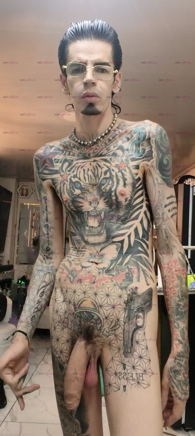 FOTOS DE FLACO ACTIVO BLANCO TATUADO MORBOSO CON SITIO