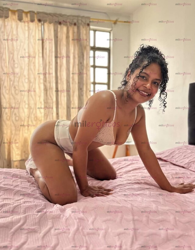 FOTOS DE ANTONELLA MUJER TRIGUEÑA APASIONADA Y MUY SEXI EN PALESTINA