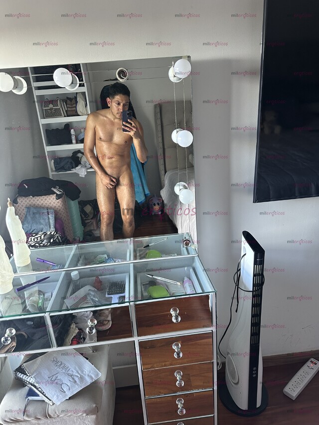 FOTOS DE JOVEN PAISA VERSÁTIL, COMPLACIENTE Y MUY CALIENTE