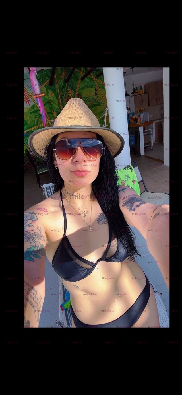 FOTOS DE SOY CAROLINA, MASAJISTA EROTICA SEXUAL, TEN EL PLACER DE CONOCERME