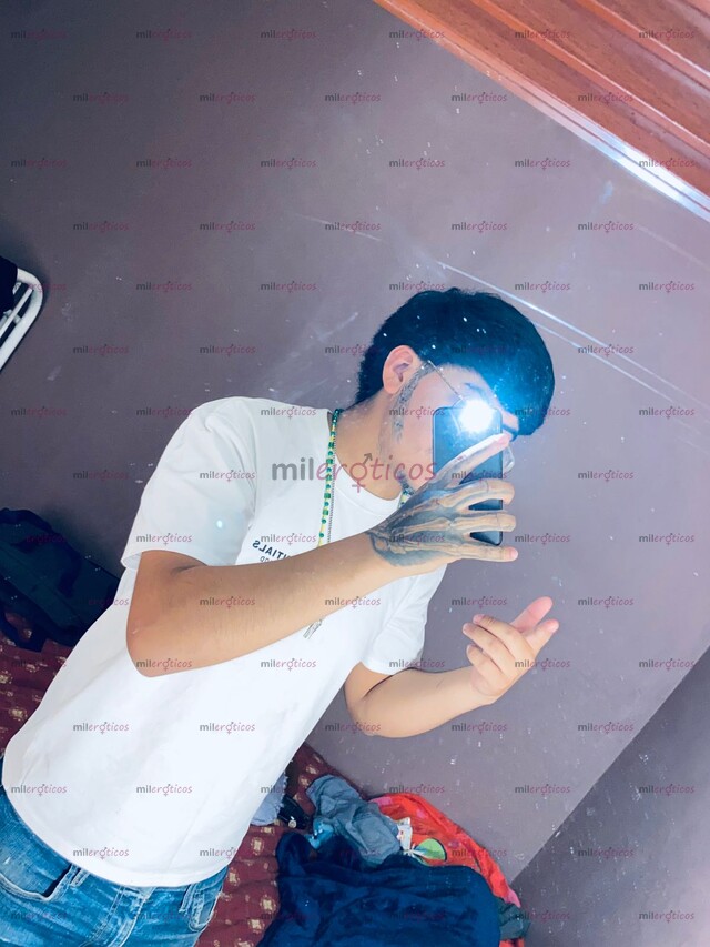 FOTOS DE PROMO CHICO CALIENTE DE 21 AÑOS DISPONIBLE 24 7,