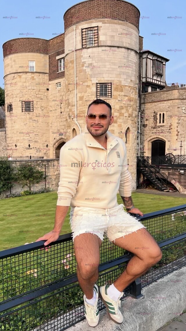 FOTOS DE DE VISITA RICO MACHO HETERO CON 20 CENTÍMETROS DE VERGA REALES !!!
