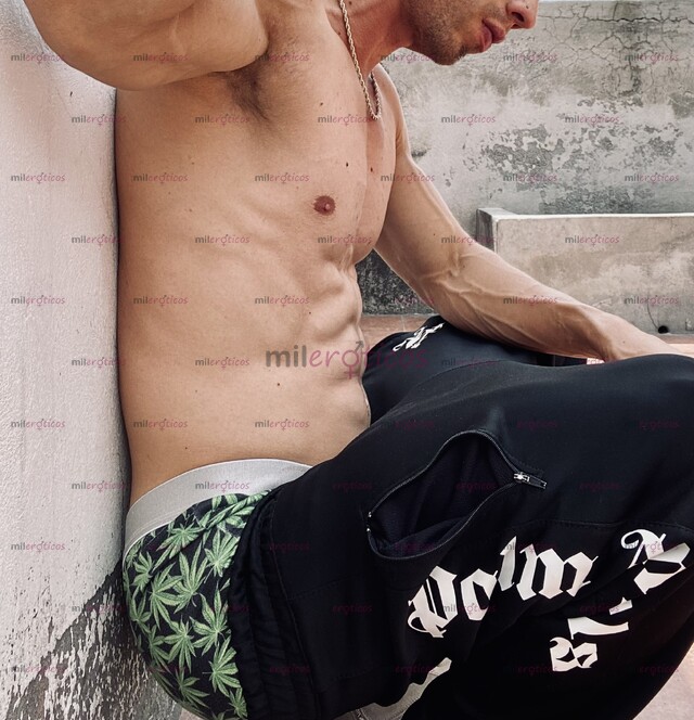 FOTOS DE JOVEN MASCULINO COLOMBIANO TOTAL DISCRECIÓN Y RESERVA INFO VÍA WAPP
