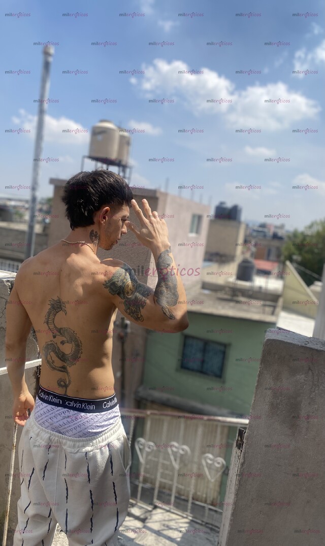 FOTOS DE JOVEN MASCULINO COLOMBIANO TOTAL DISCRECIÓN Y RESERVA INFO VÍA WAPP