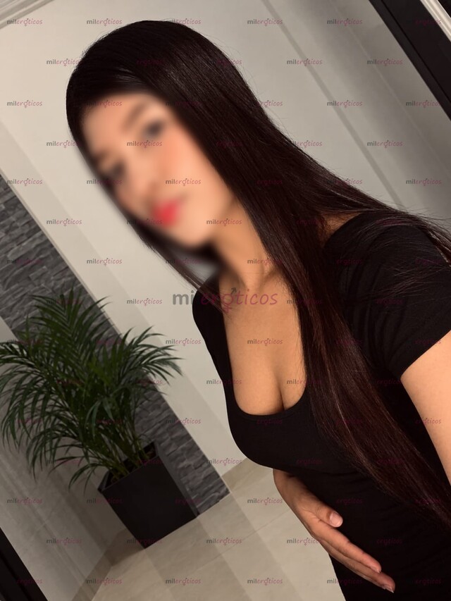 FOTOS DE RECIÉN TATUADA FETICHISTA TIERNA DOMINANTE EXPERTA EN ORALES TRIOS HERMOSA