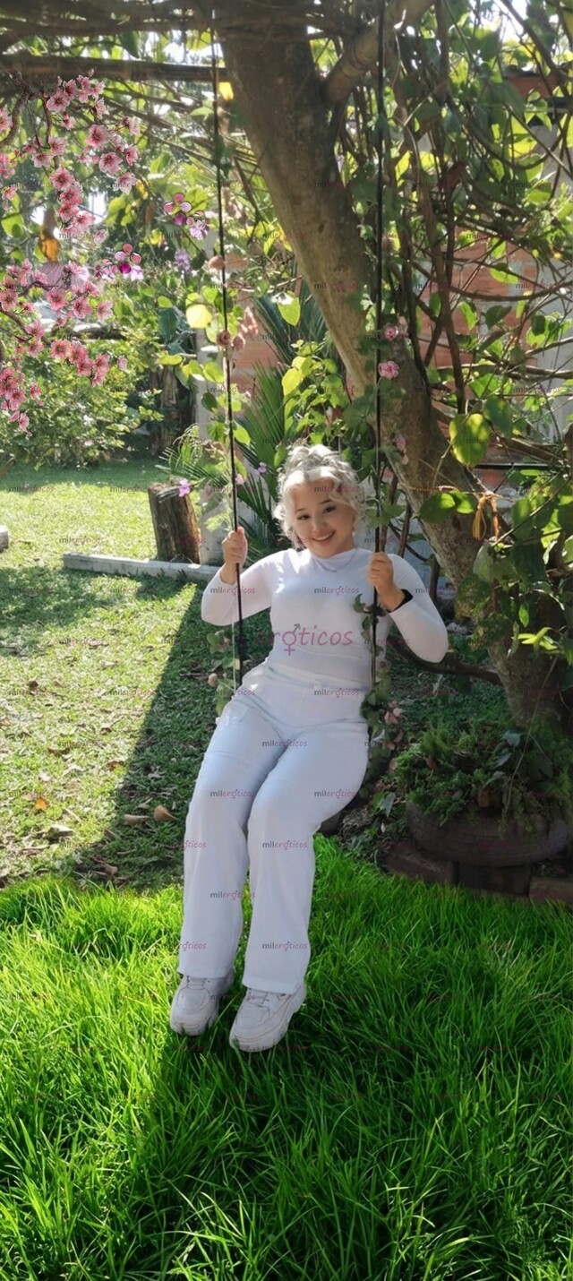 FOTOS DE VAL, BESOS, CARICIAS, PROXIMIDAD Y COMPLICIDAD