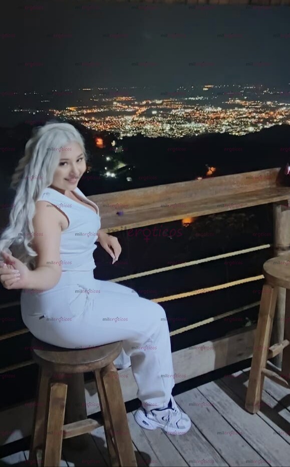 FOTOS DE VAL, BESOS, CARICIAS, PROXIMIDAD Y COMPLICIDAD