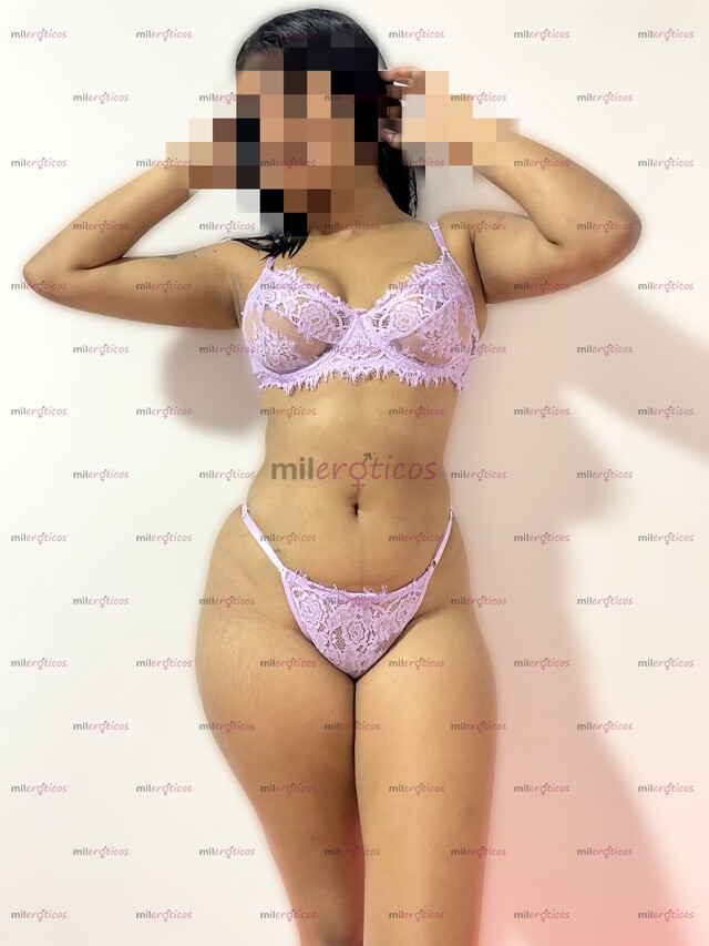 FOTOS DE DIANA !! HERMOSA CAARAMELO , CHICA ESTUPENDA Y CHUCHA CARNUDA PARA DEVORAR