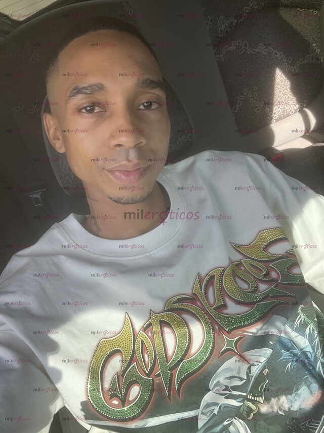FOTOS DE MORENO FLACO Y VERGON EN CALI 22 CM DE PLACER MASAJES Y FETICHES