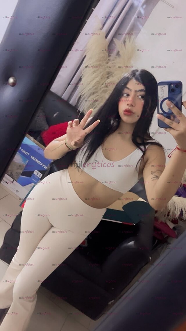 FOTOS DE SARAY 18 AÑITOS,,FLACA HERMOSA DISPUESTA A CUMPLIR SUS DESEOS SEXUALES.