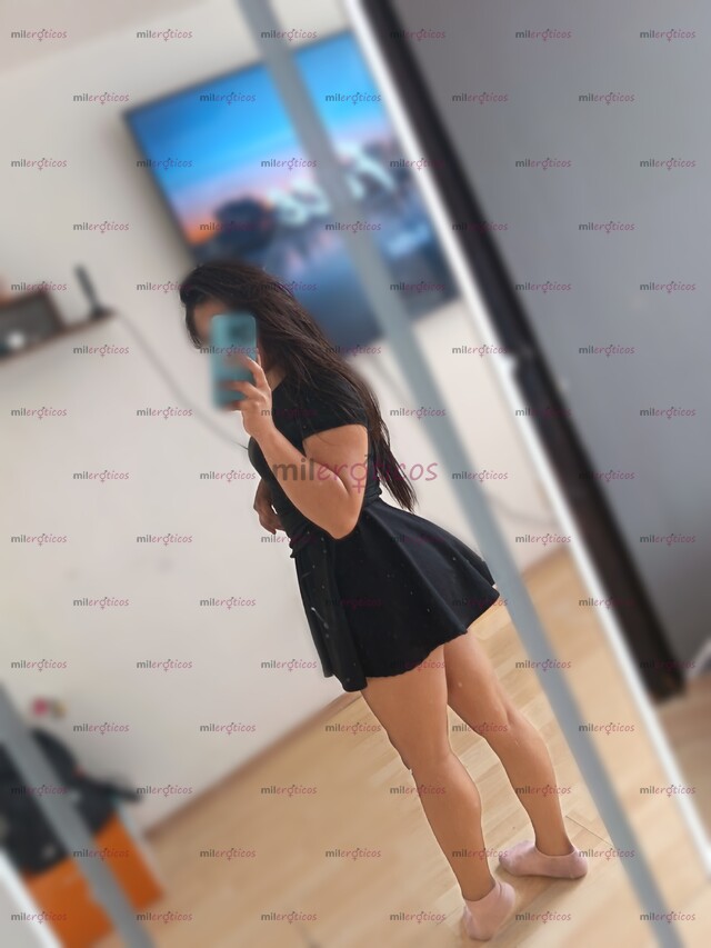 FOTOS DE HOLA SOY ROX UNA CHICA JOVENCITA PERVERSA CALIENTE COMPLACIENTE