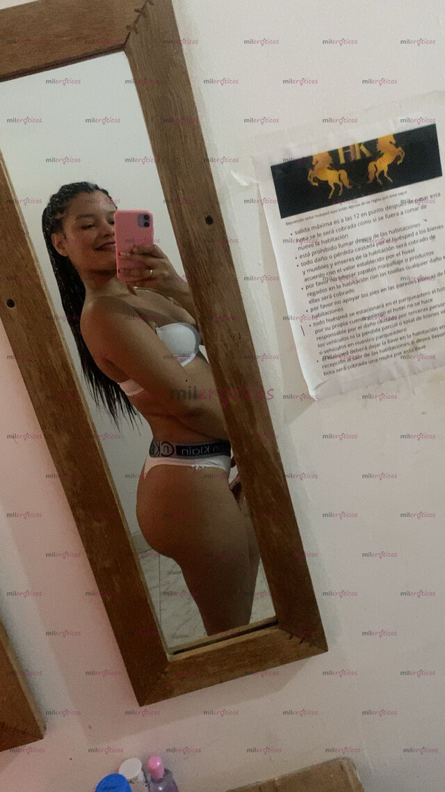 FOTOS DE BUENAS BUENAS POR POCOS DÍAS SERÉ ESA PERRA Q TANTO DESEAS TU CHICA IDEAL