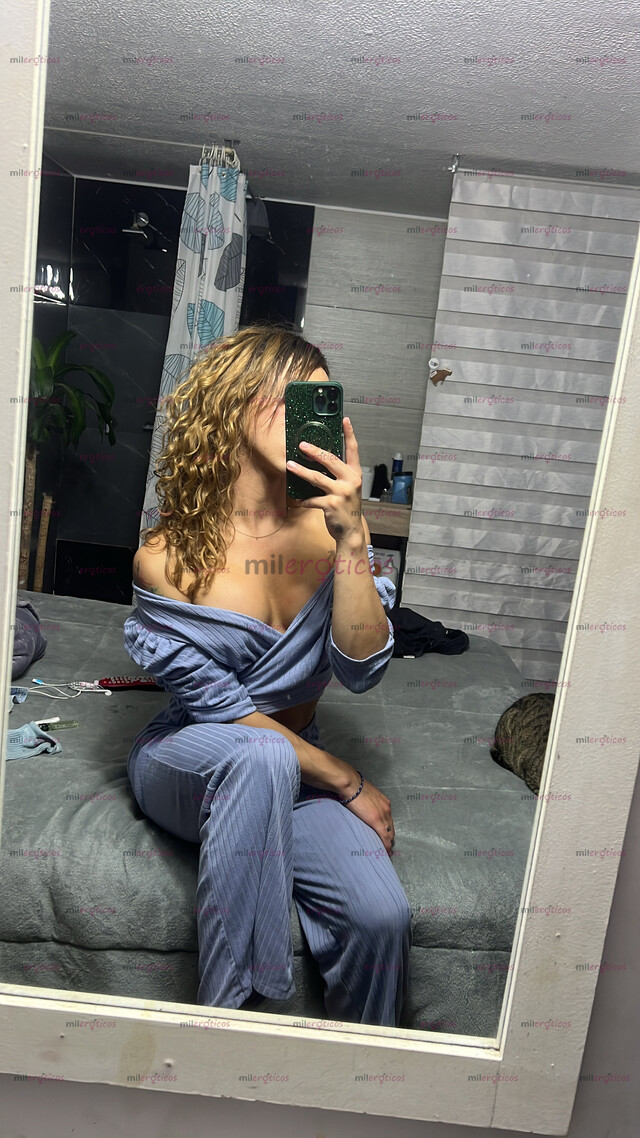 FOTOS DE FLACA TATUADA FEMENINA Y MUY COMPLACIENTE VIP 24 7