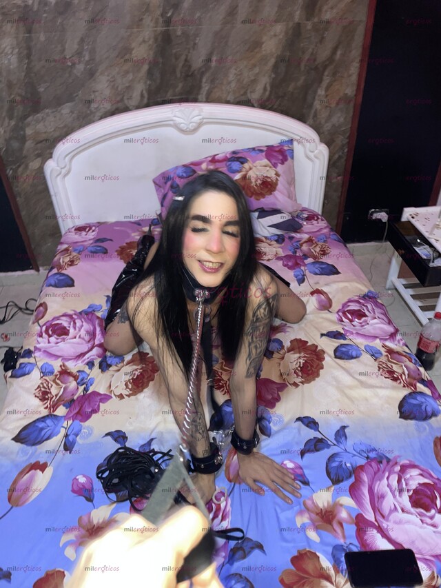 FOTOS DE DOMINATRIZ FLACA EXÓTICA DE 20 CM DISPUESTA A DARTE VERGA RICO