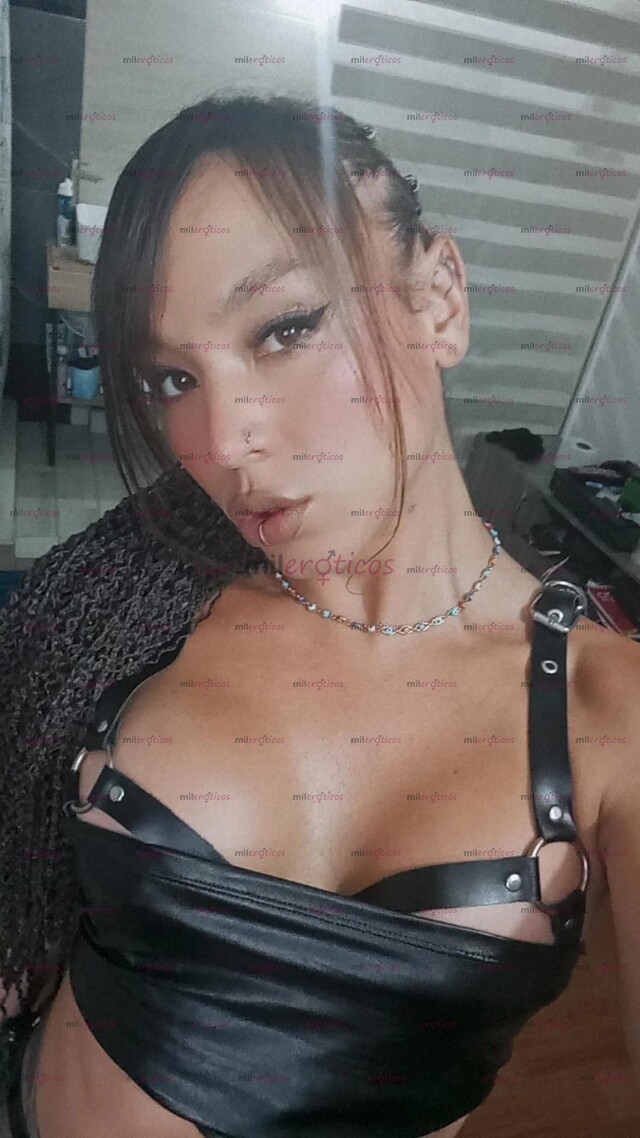 FOTOS DE FLACA TATUADA FEMENINA Y MUY COMPLACIENTE VIP 24 7
