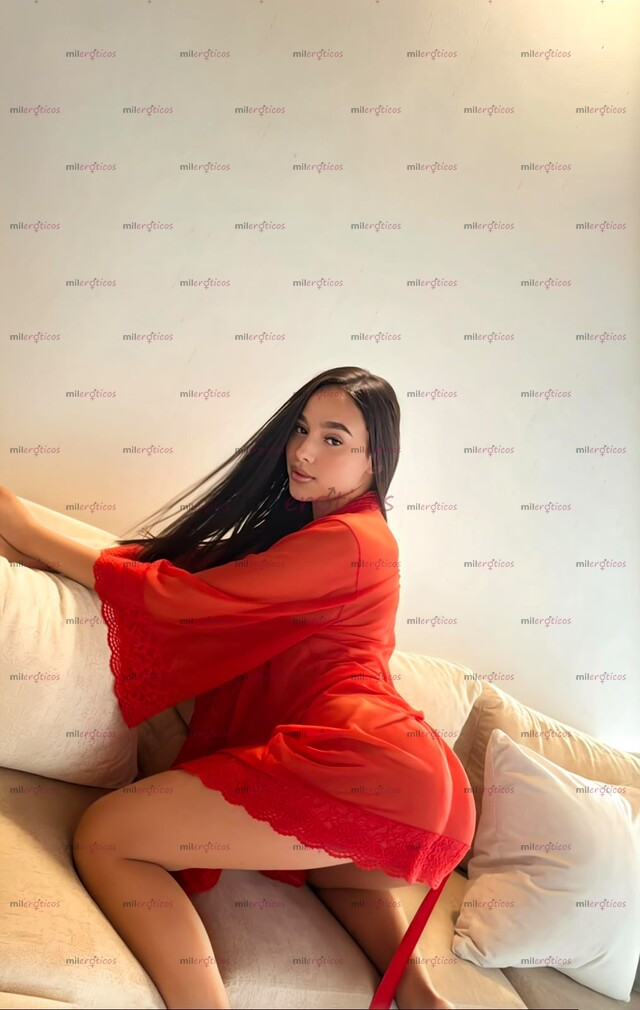 FOTOS DE PENÉLOPE DULCE PERRITA PERVERSA Y TIERNA LISTA PARA COGERTE