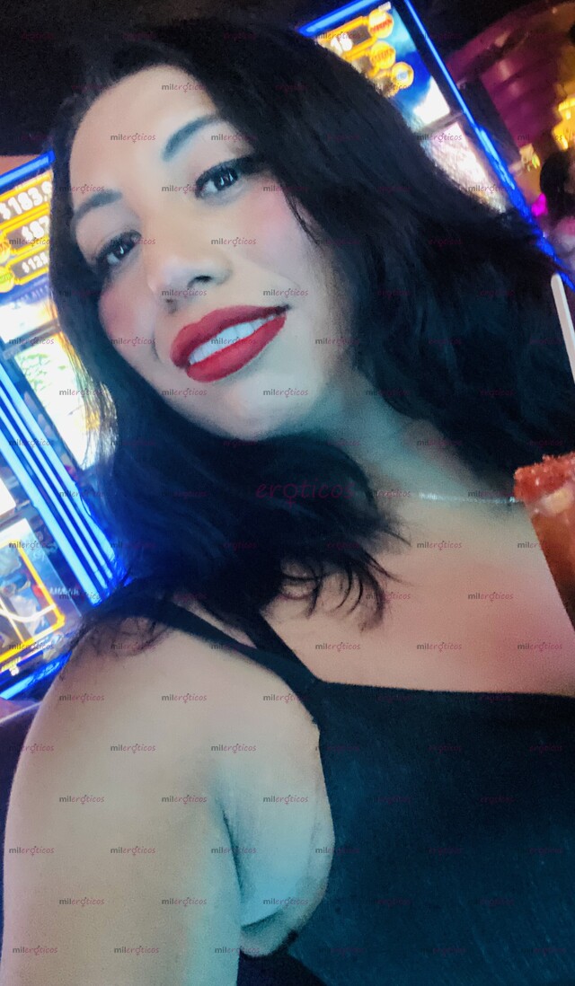 FOTOS DE HOLA, SOY UNA CHICA, LINDA, AMABLE, CALIENTE, PERVERSA, MUY ADAPTABLE A TUS NECE