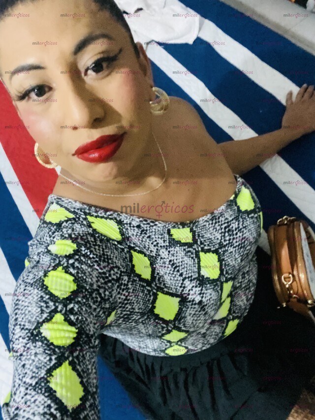 FOTOS DE HOLA, SOY UNA CHICA, LINDA, AMABLE, CALIENTE, PERVERSA, MUY ADAPTABLE A TUS NECE