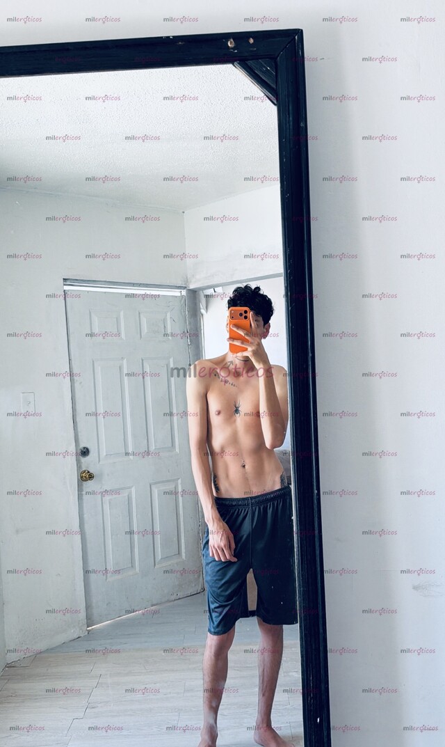 FOTOS DE DE VUELTA POR TIEMPO LIMITADO GUAPO SEXY WERITO DELGADO