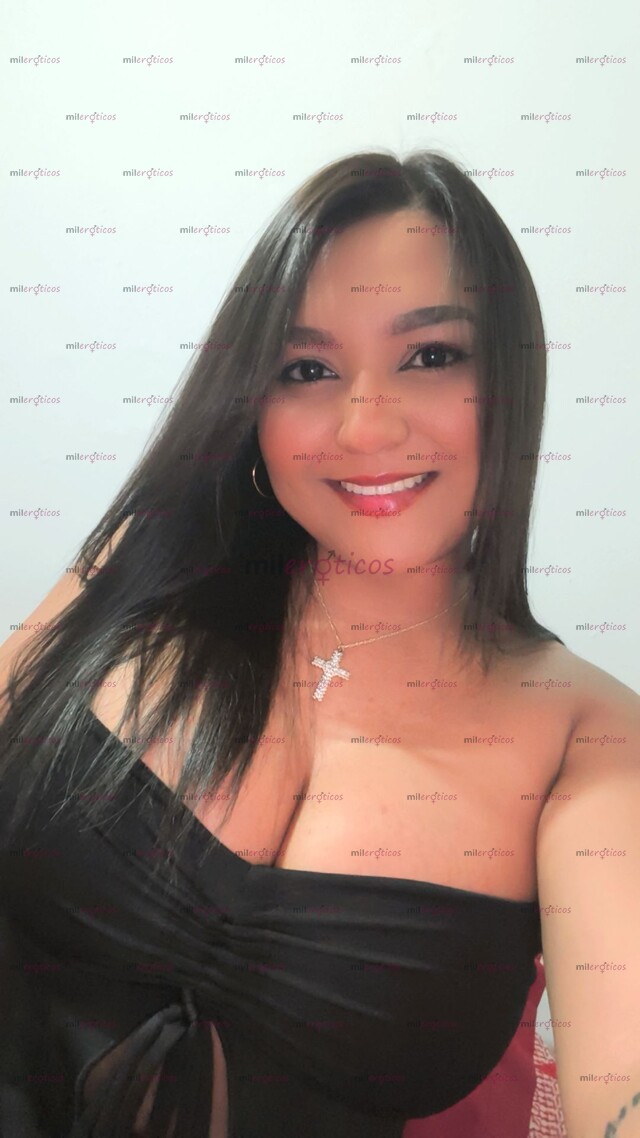 FOTOS DE HOLA AMOR SOY KIRA ESTOY ENCANTADA DE PODER CONOCERTE