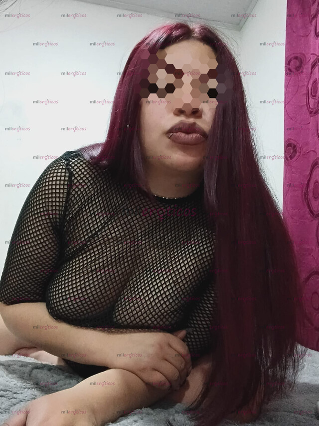 FOTOS DE TE ATREVERÍAS A TENER UNA AVENTURA CON UNA PELIROJA CALIENTE COMO YO?