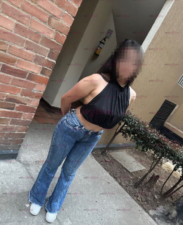 FOTOS DE TETONA DE 18 AÑOS CON VENTA DE CONTENIDO Y DOMICILIO