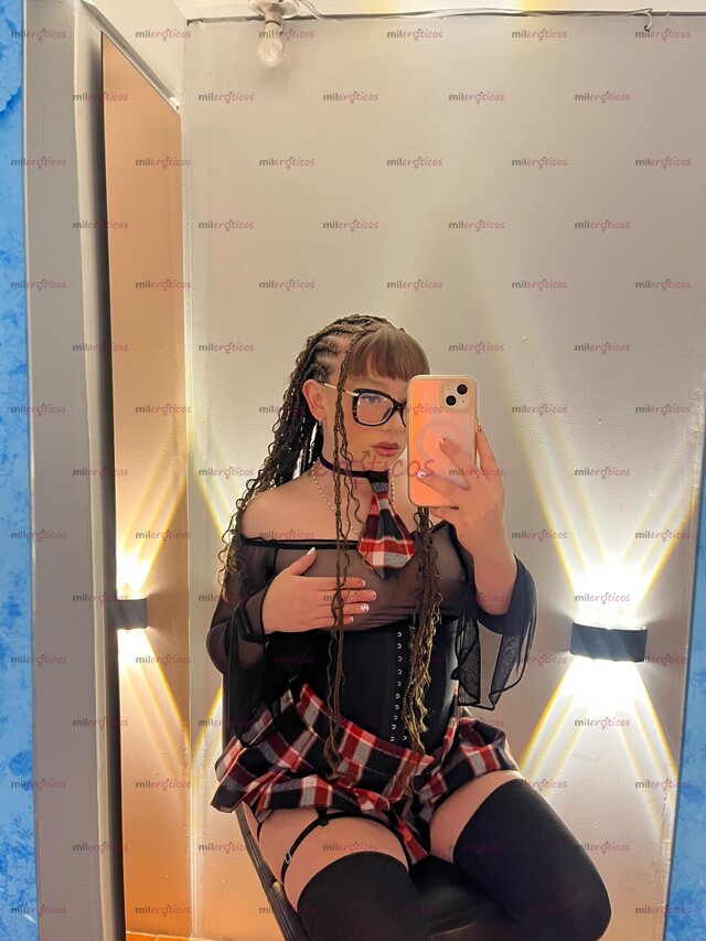 FOTOS DE ELITE SCORT, ANGEL NENA BAJITA DE 18 AÑITOS TODA UNA TRAVIESA EN LA CAMA