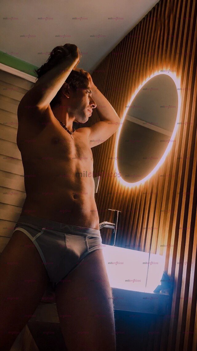 FOTOS DE HOT PELUDO Y SALVAJE ! 20 CM TE VOY A USAR COMO QUIERO. JALAS? 24 7
