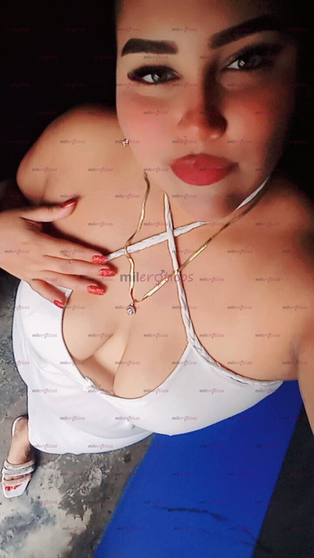 FOTOS DE ZOE GORDITA CALIENTE Y JUGOSA Y MUY ARRECHA
