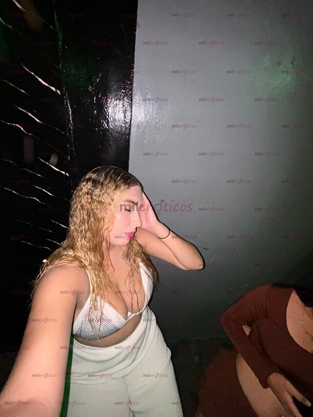 FOTOS DE HOLA AMOR SOY UNA CHICA MUY TRAVIESA DISPUESTA A TODO CONTIGO AMOR