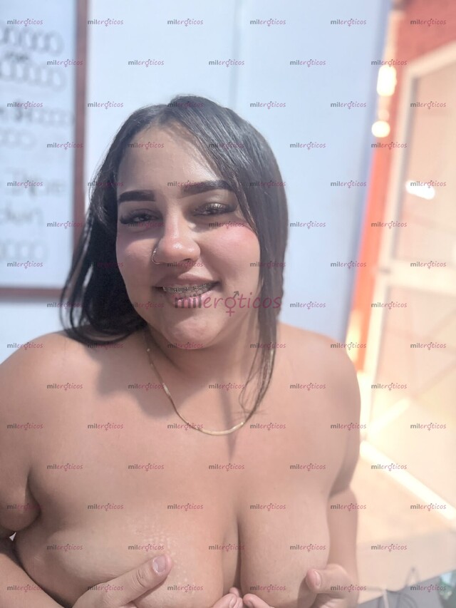 FOTOS DE ZOE GORDITA CALIENTE Y JUGOSA Y MUY ARRECHA