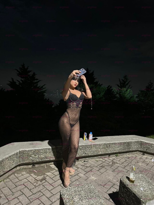 FOTOS DE POR PRIMERA VEZ EN TU CIUDAD, NIÑA SEXY Y EXTRAORDINARIA DANNA LUNA, 19 AÑOS!