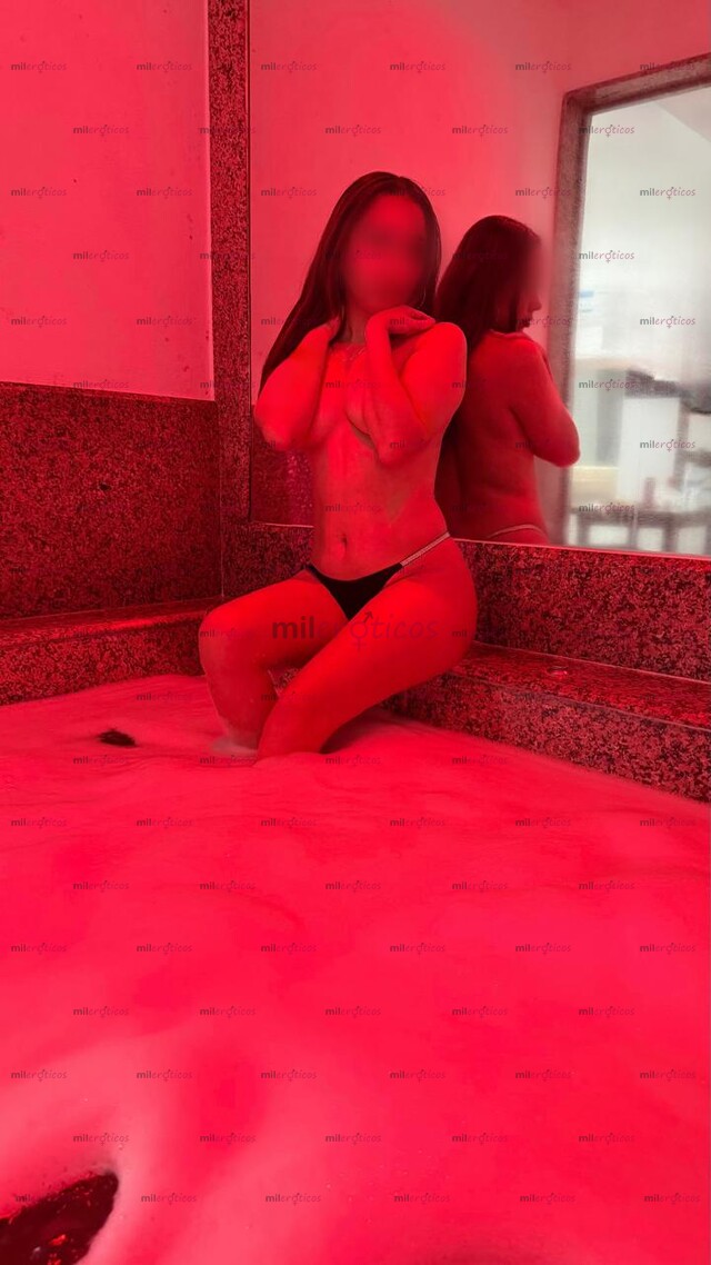 FOTOS DE SOY ALEXA LA MÁS CALIENTE QUE QUIERE HACERTE VENIR HASTA DEJARTE SECO