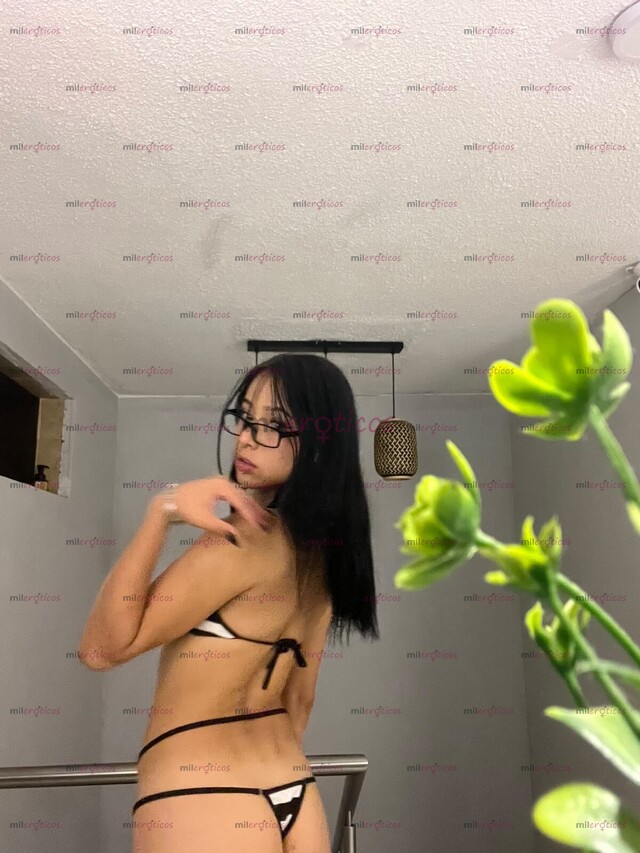 FOTOS DE SOY CATALINA JOVENCITA DELGADA SUMISA ARDIENTE