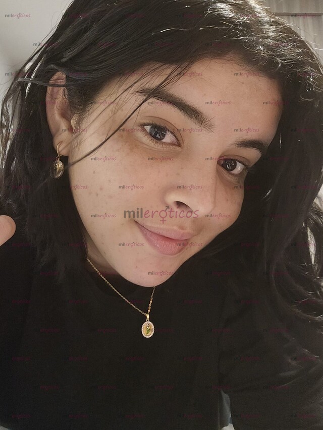 FOTOS DE HOLA MUCHO MI NOMBRE ES SARA , ESTOY PARA COMPLACERTE