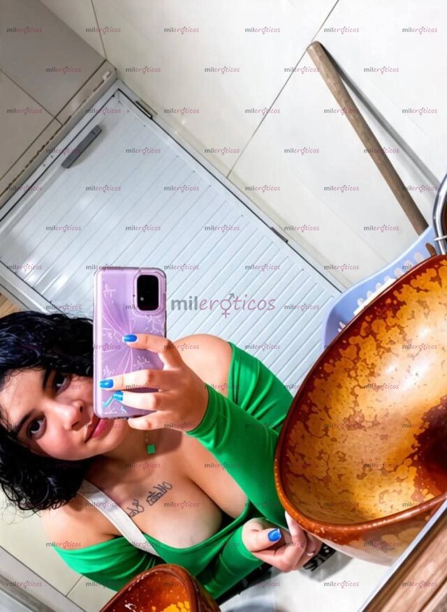 FOTOS DE HOLA MUCHO MI NOMBRE ES SARA , ESTOY PARA COMPLACERTE