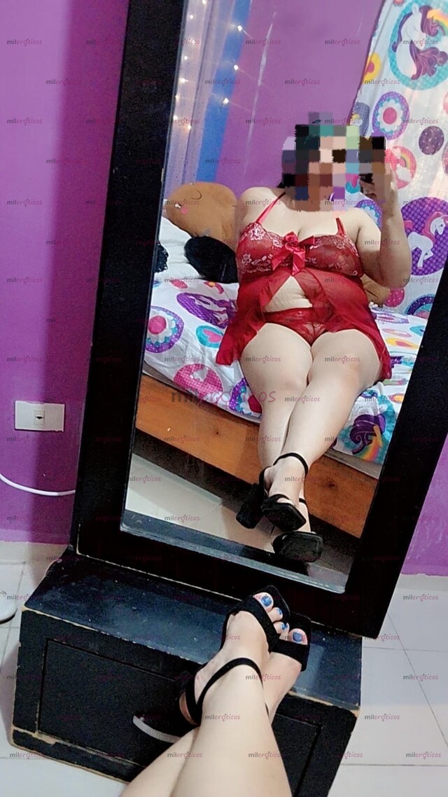 FOTOS DE LILA: TETONA, CACHONDA Y LISTA PARA PECAR SIN PRISAS
