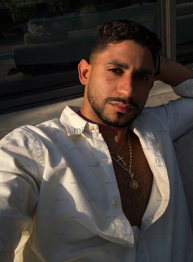 FOTOS DE VENEZOLANO 24 AÑOS DOTADO, VARONIL, DIVERTIDO