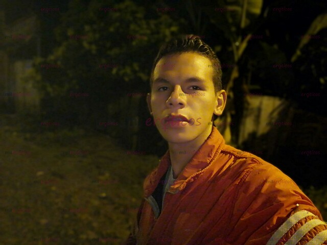 FOTOS DE HOMBRE DE 24 AÑOS, AQUÍ ESTOY PARA COMPLACERTE Y CUMPLIR TODOS TUS CAPRICHOS