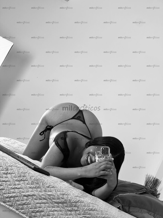 FOTOS DE HERMOSA CHICA NALGONA CON RICOS SENOS PARA PASARLA BIEN