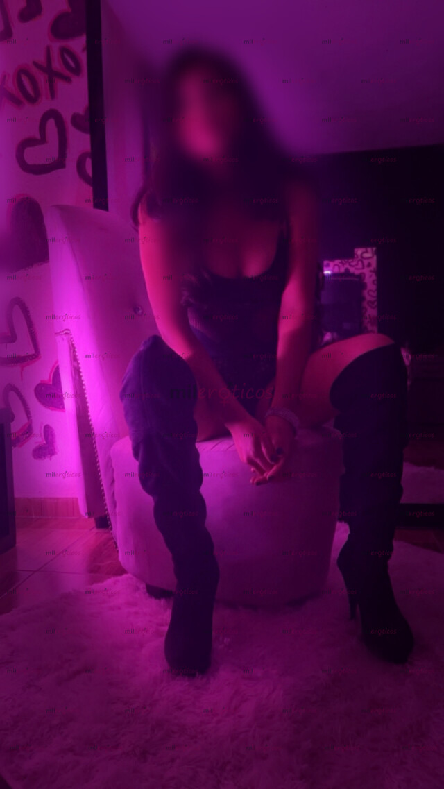 FOTOS DE HOLA BB SOY UNA NENA FLAQUITA Y BIEN RICA VEN Y DISFRUTA DE TODO MI CUERPO PAPI